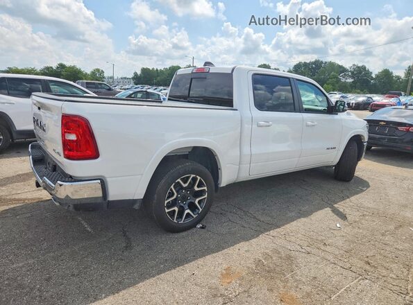 1C6SRFJP9TN281968 2026 RAM 1500 White Przód prawy