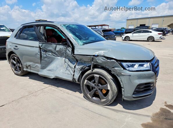 WA1B4AFY4K2101138 2019 AUDI SQ5 Gray Front view