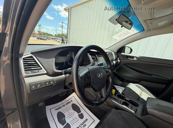 KM8J33A27GU111902 2016 HYUNDAI TUCSON Gray Widok komory silnika