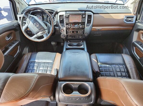 1N6BA1F47HN563239 2017 NISSAN TITAN Black Vista del cuadro de instrumentos