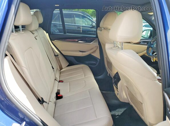 5UXTR9C5XJLD61865 2018 BMW X3 Blue Вид підкапотного простору