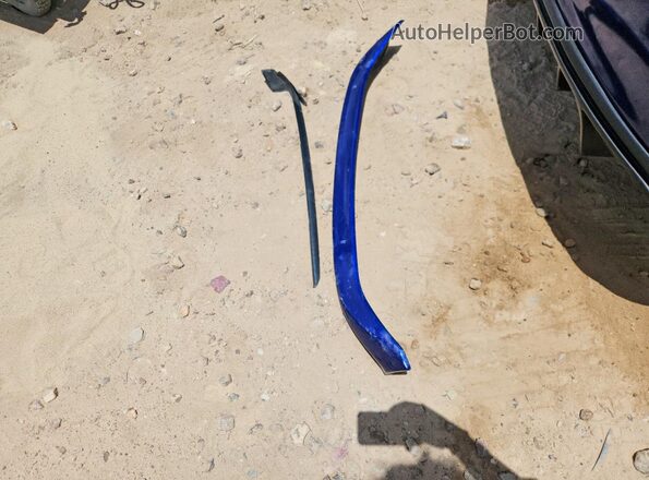 JTHBA1D27J5083680 2018 LEXUS IS Blue VIN կոդի պիտակի տեսք