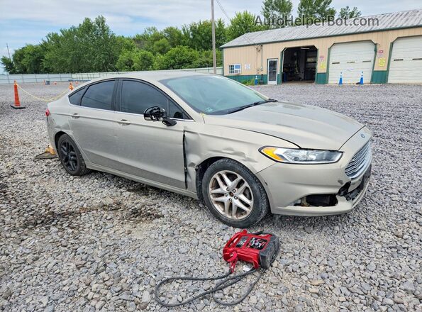 3FA6P0H71GR212140 2016 FORD FUSION Tan Vista frontal