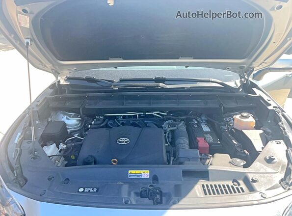 5TDZZRAH3NS107358 2022 TOYOTA HIGHLANDER Silver წინა პანელის ხედი