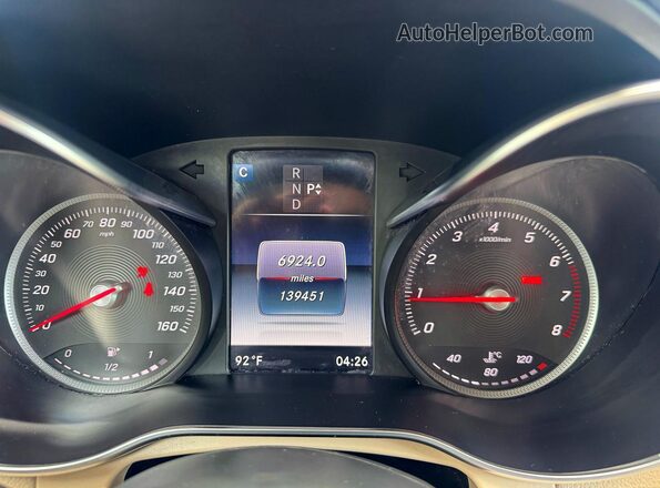 WDC0G4KB7HF242188 2017 MERCEDES-BENZ GLC-CLASS White Вид панелі приладів