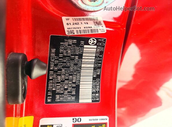 5YFBURHE5JP760045 2018 TOYOTA COROLLA Red Widok wnętrza 360 stopni