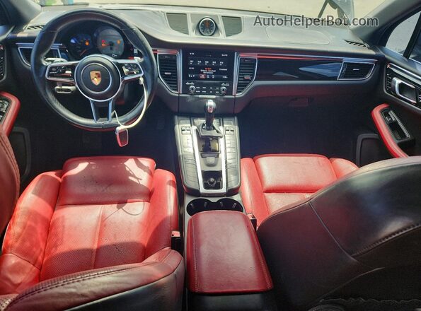 WP1AB2A51HLB14120 2017 PORSCHE MACAN Gray Instrument cluster view