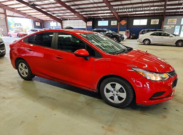 1G1BC5SM3H7140603 2017 CHEVROLET CRUZE Red Widok z przodu