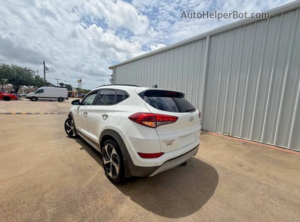KM8J33A29JU745736 2018 HYUNDAI TUCSON White Передня права чверть