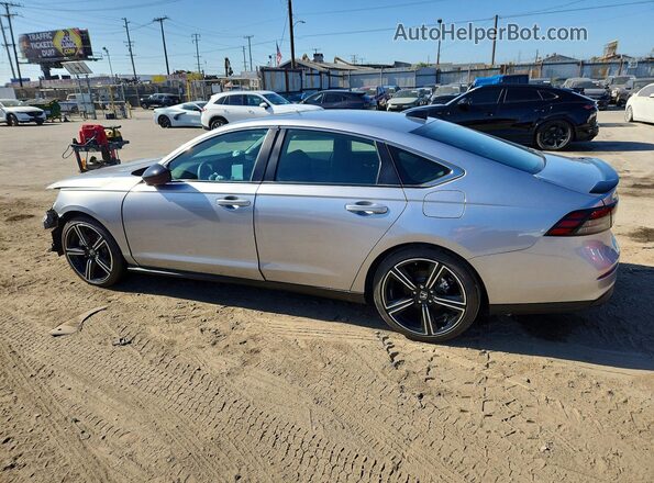 1HGCY2F52SA094661 2025 HONDA ACCORD Silver Задня права чверть