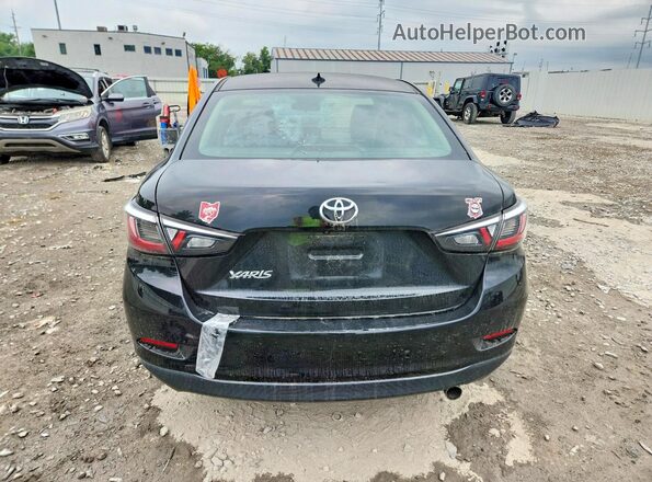 3MYDLBYV1KY516107 2019 TOYOTA YARIS Black Вид салону спереду