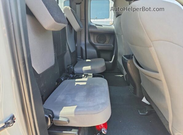 5TFRX5GN4LX169287 2020 TOYOTA TACOMA White Вид задніх сидінь