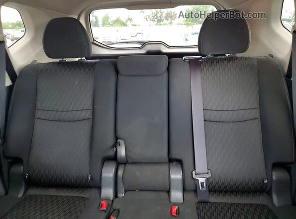 KNMAT2MT9HP516193 2017 NISSAN ROGUE Black Вид задньої частини салону