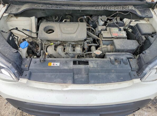 KNDJN2A20K7026030 2019 KIA SOUL White Շարժիչի բաժամունքի տեսք
