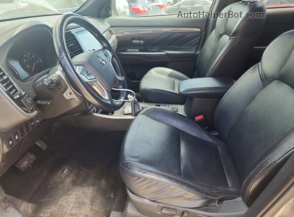 JA4J24A52LZ009356 2020 MITSUBISHI OUTLANDER Silver Առջևի վահանակի տեսք