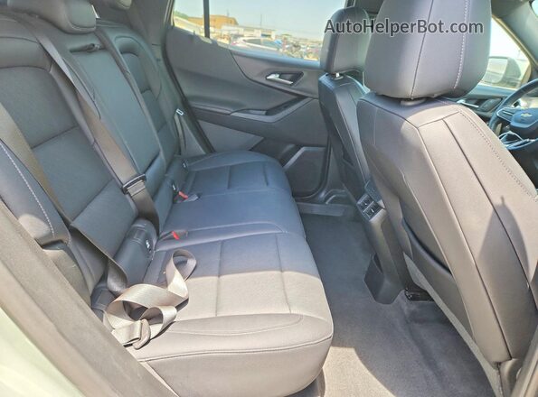 3GNAXPEG6SL203048 2025 CHEVROLET EQUINOX Green Vista interior trasera