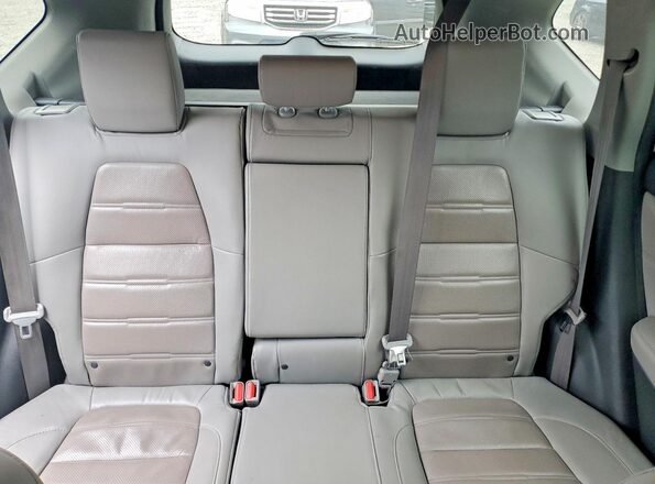 7FARW2H87JE057556 2018 HONDA CR-V Silver Вид задньої частини салону
