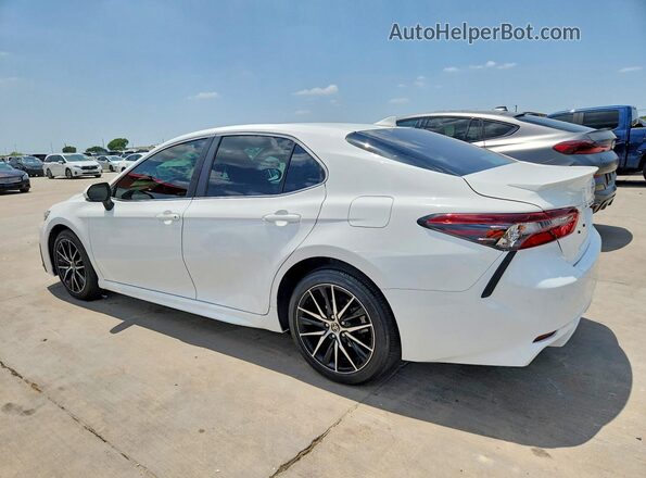 4T1G11AK2RU232859 2024 TOYOTA CAMRY Белый Задняя правая четверть