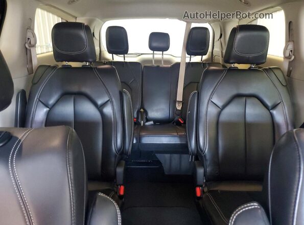 2C4RC1BG5RR139686 2024 CHRYSLER PACIFICA Black Vista interior trasera