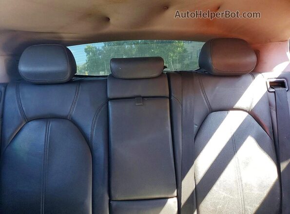 ZASFAKAN3J7B81138 2018 ALFA ROMEO STELVIO Red Սալոնի հետևի տեսք