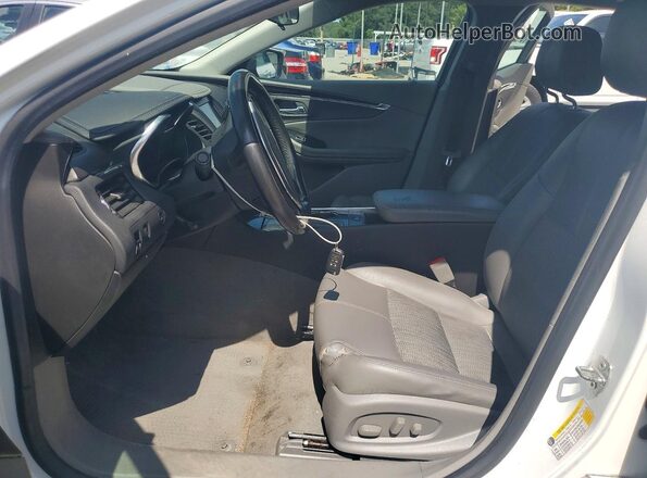 2G11Z5S37K9115419 2019 CHEVROLET IMPALA Белый Вид панели приборов