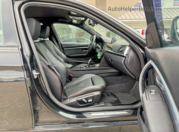 WBA8E1C55JA755929 2018 BMW 3 SERIES Черный Вид спереди