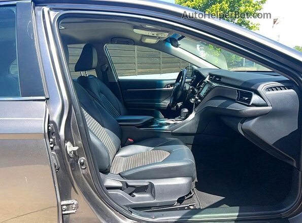 4T1B11HK6KU794401 2019 TOYOTA CAMRY Gray Rear view