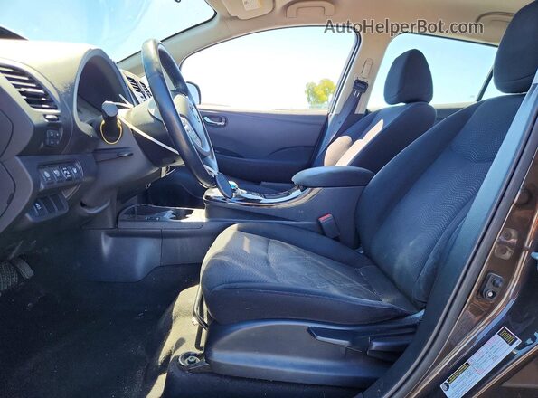 1N4BZ0CP9HC301891 2017 NISSAN LEAF Brown Dashboard view