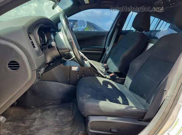2C3CDXAT3KH581676 2019 DODGE CHARGER White Առջևի վահանակի տեսք