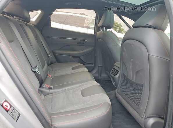 KMHL14JC2PA274374 2023 HYUNDAI SONATA Silver Rear interior view