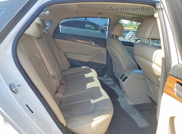 5NPE34AF4GH396955 2016 HYUNDAI SONATA White Widok wnętrza z tyłu