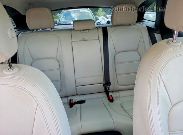 SADCK2FX5JA288623 2018 JAGUAR F-PACE Blue Vista interior trasera