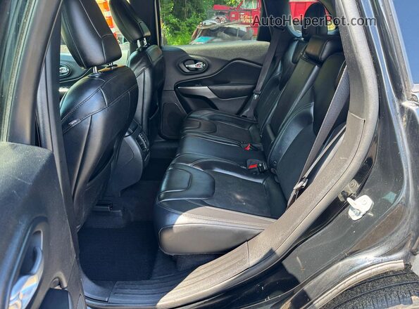 1C4PJMLB9KD431013 2019 JEEP CHEROKEE Black Vista de la etiqueta del VIN