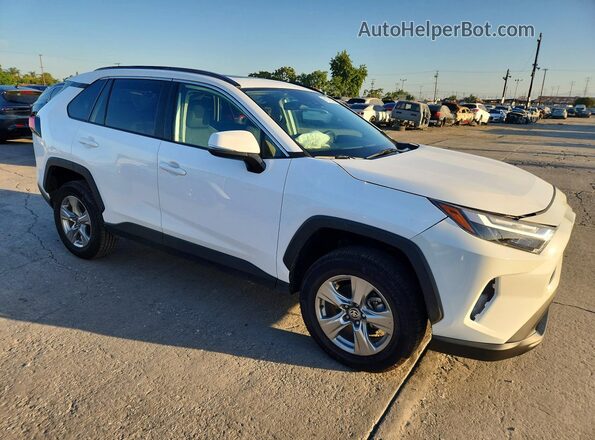 2T3W1RFV4RC268574 2024 TOYOTA RAV4 White Front view