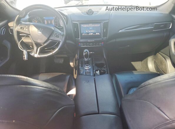 ZN661XUA9HX257839 2017 MASERATI LEVANTE White Вид щитка приладів