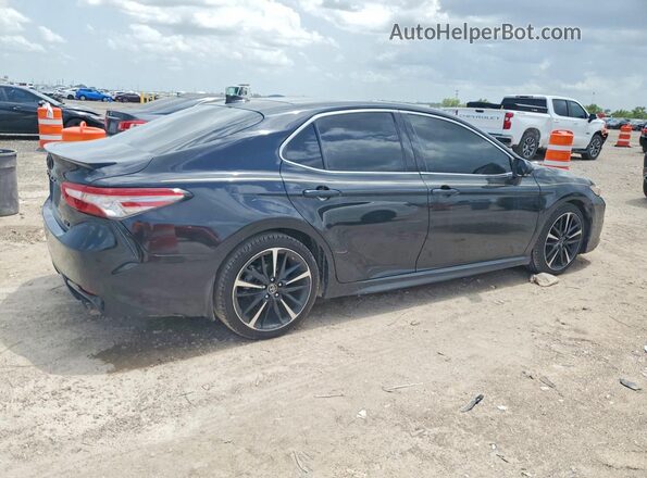 4T1B61HK6KU813059 2019 TOYOTA CAMRY Черный Передняя правая четверть