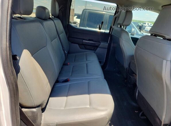 1FTFW1CD6NFB26297 2022 FORD F150 White Սալոնի հետևի տեսք