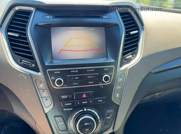 KM8SMDHF9HU173898 2017 HYUNDAI SANTA White Vista del compartimento del motor