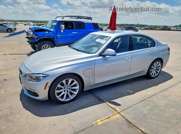 WBA8E1C56HK480348 2017 BMW 3 SERIES Silver Trasero izquierdo