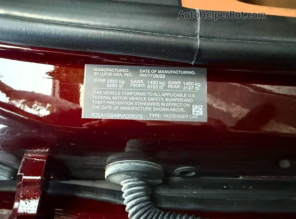 50EA1GBA8NA005072 2022 LUCID AIR Burgundy Սալոնի հետևի տեսք