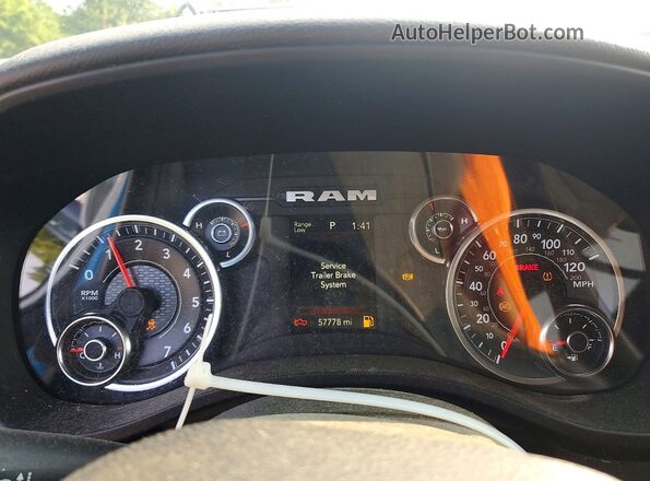 1C6RREFTXPN592605 2023 RAM 1500 Белый Вид задних сидений