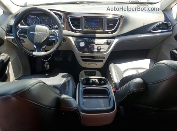 2C4RC1DG1MR515130 2021 CHRYSLER VOYAGER White ხელსაწყოთა პანელის ხედი