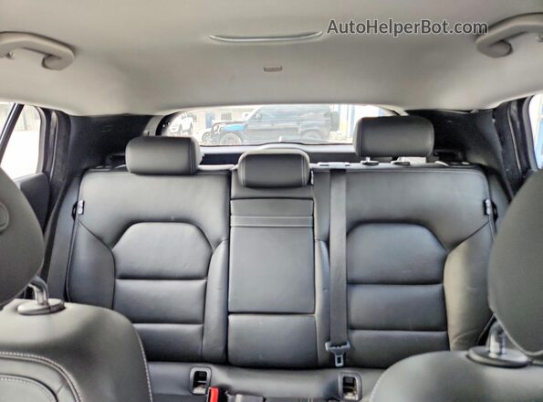 SJKCH5CR1JA057605 2018 INFINITI QX30 Black Սալոնի հետևի տեսք