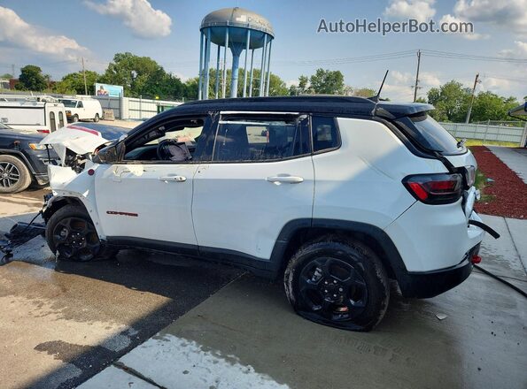 3C4NJDDNXRT581636 2024 JEEP COMPASS White Հետևի աջ
