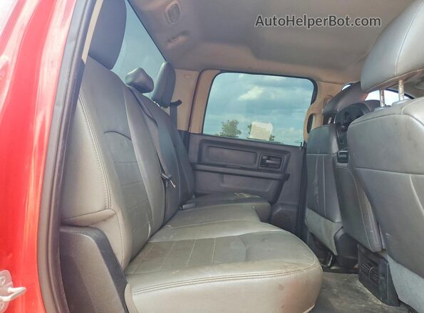 3C6UR4HJ2GG218286 2016 RAM 2500 Red Вид задньої частини салону