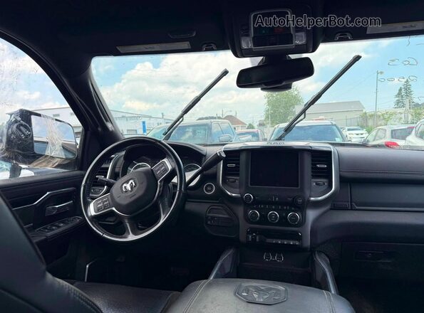3C6UR5FL2NG154774 2022 RAM 2500 Белый Вид задних сидений