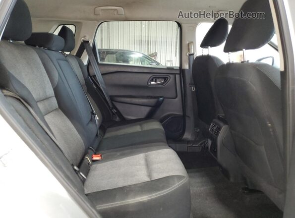 5N1BT3BB2RC692026 2024 NISSAN ROGUE Серебряный 