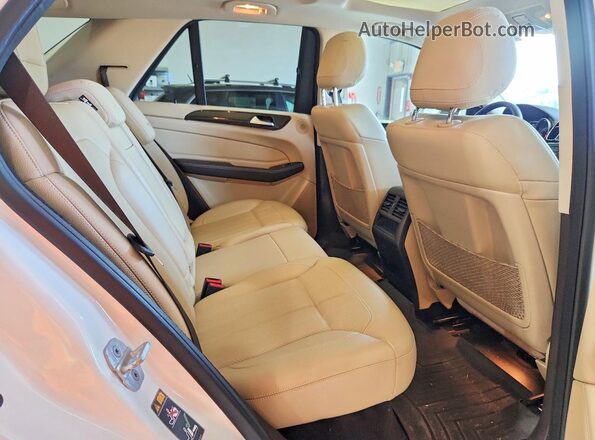 4JGDA5HB9HA973431 2017 MERCEDES-BENZ GLE White Widok komory silnika