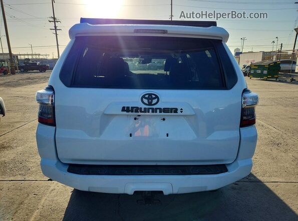 JTEBU5JR4L5781633 2020 TOYOTA 4RUNNER White Vista interior delantera