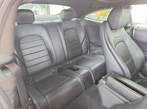 WDDWJ4JB3HF392677 2017 MERCEDES-BENZ C White Вид задньої частини салону